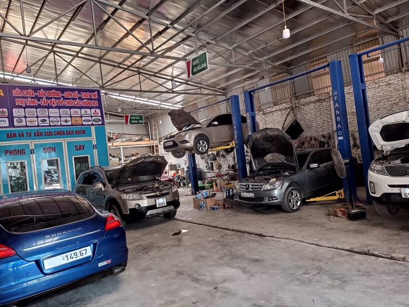 Gara ô tô Lê Văn Lương Thanh Phong Auto